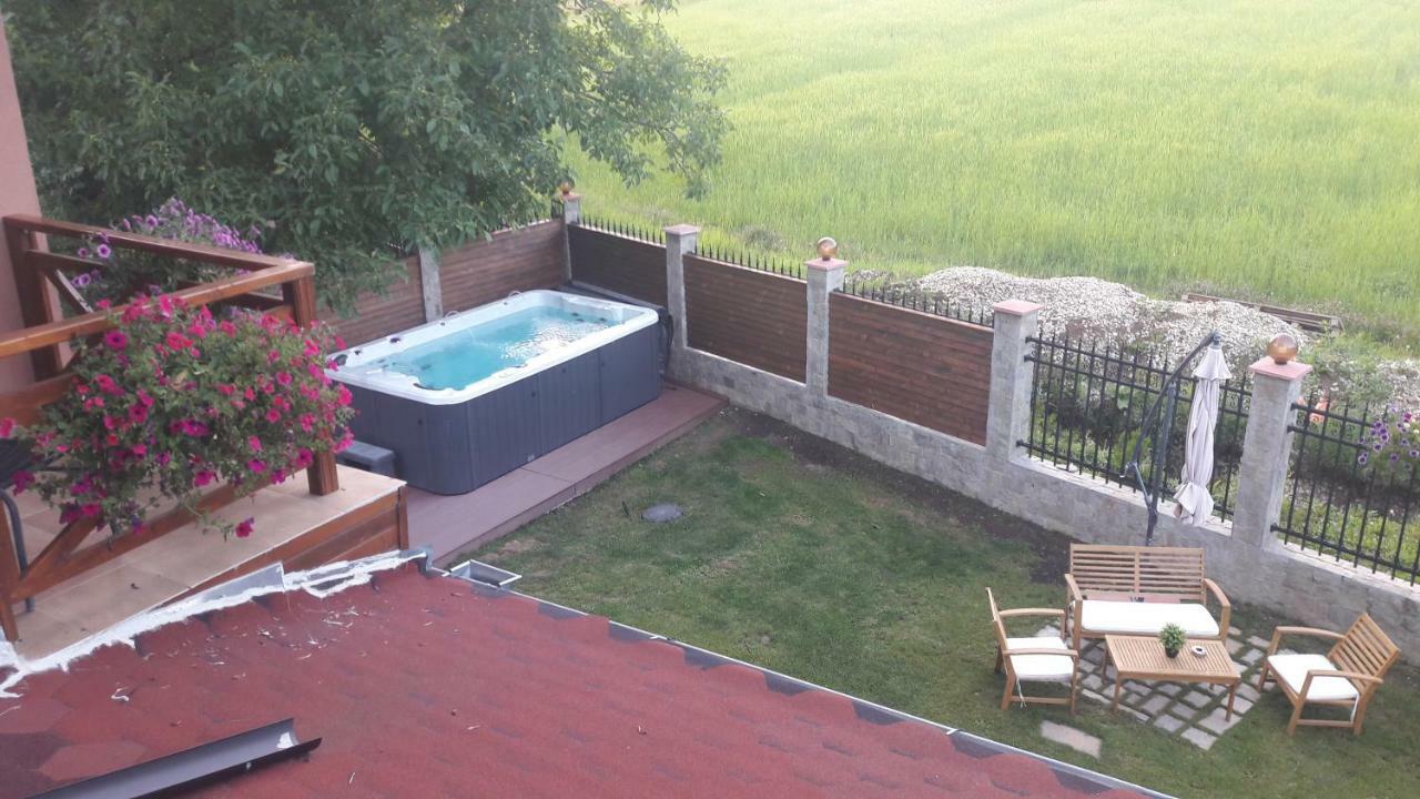 Lakata Guest House Zasele Eksteriør bilde